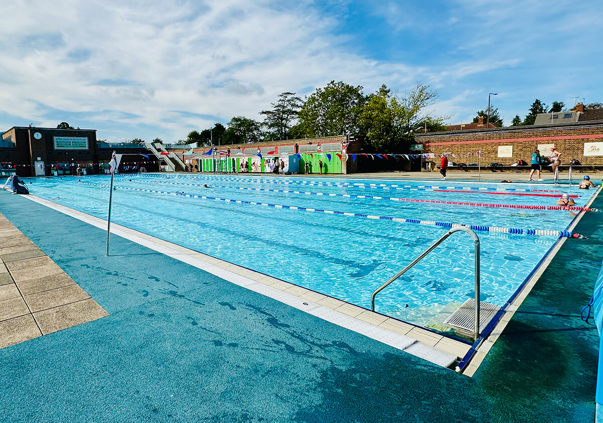 Charlton Lido gallery image
