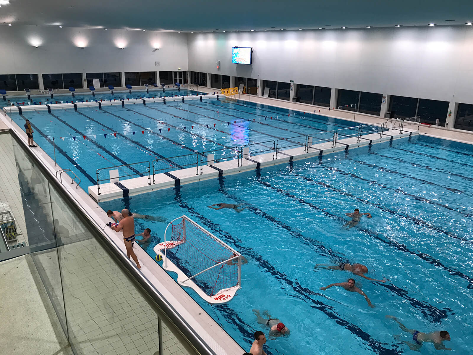 Hengrove Park Leisure Centre pool photo