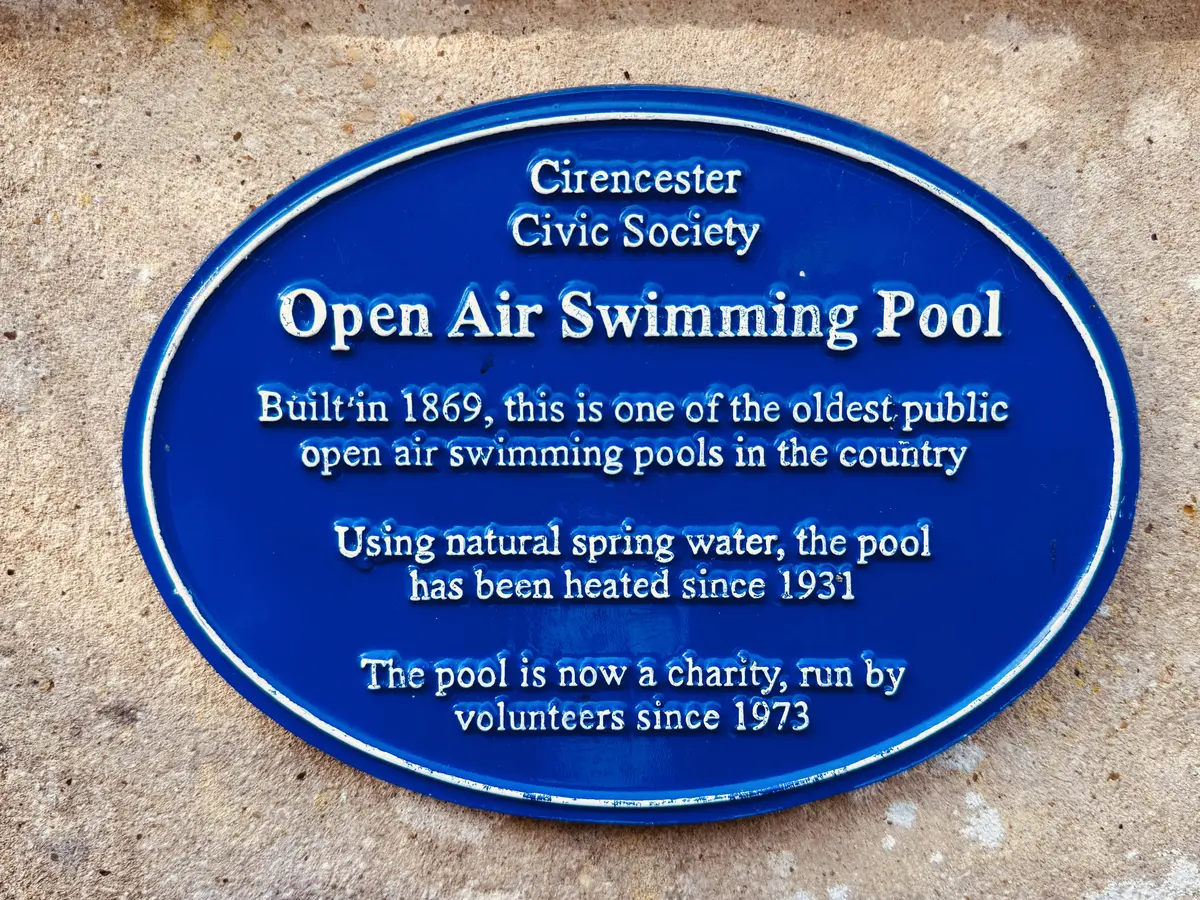 Cirencester Open Air Pool gallery image