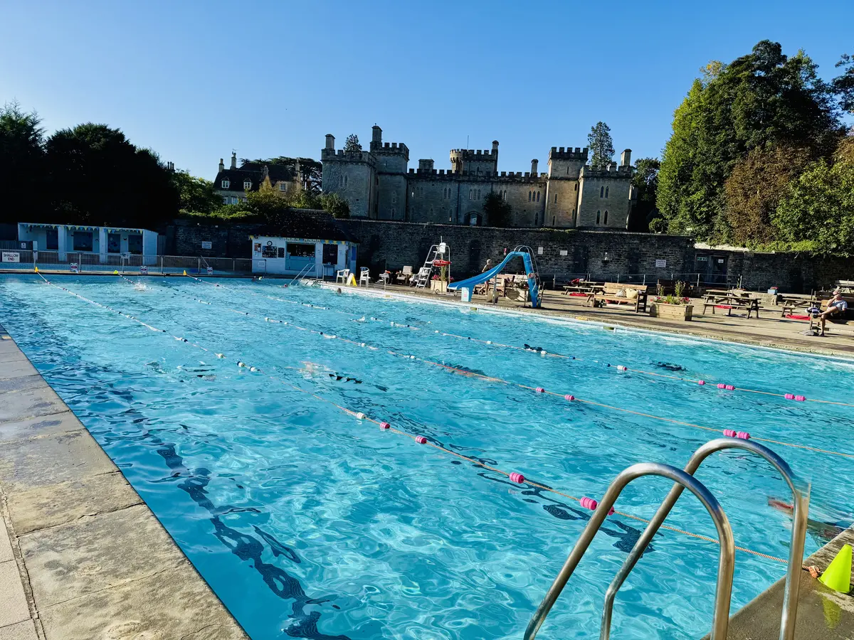 Cirencester Open Air Pool gallery image